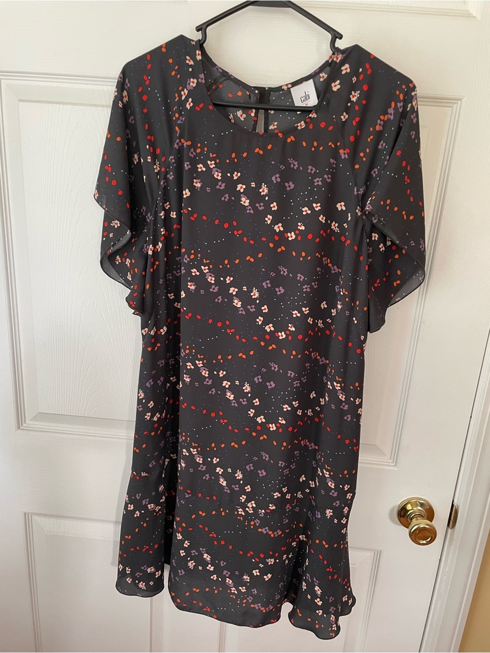 Cabi Floral Flutter Sleeve Dress Sz M Black Ditsy Print Shift Dress